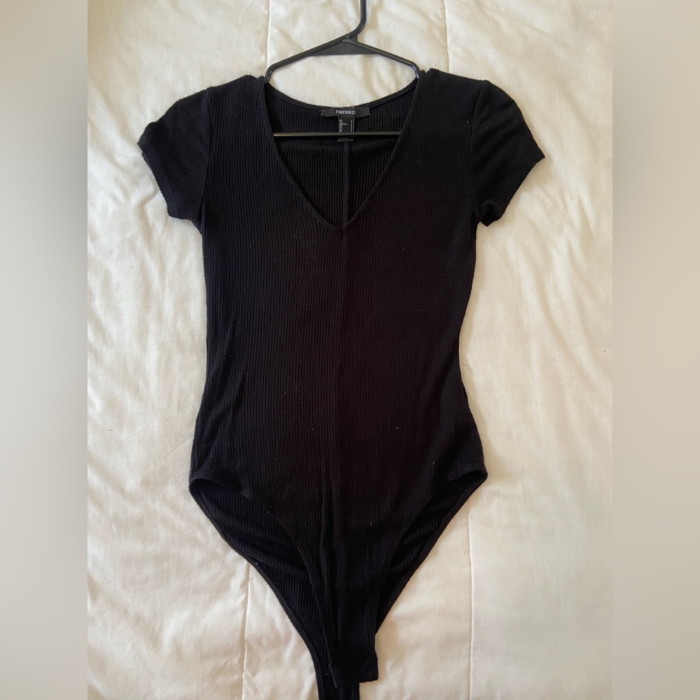 Black bodysuit, forever 21
